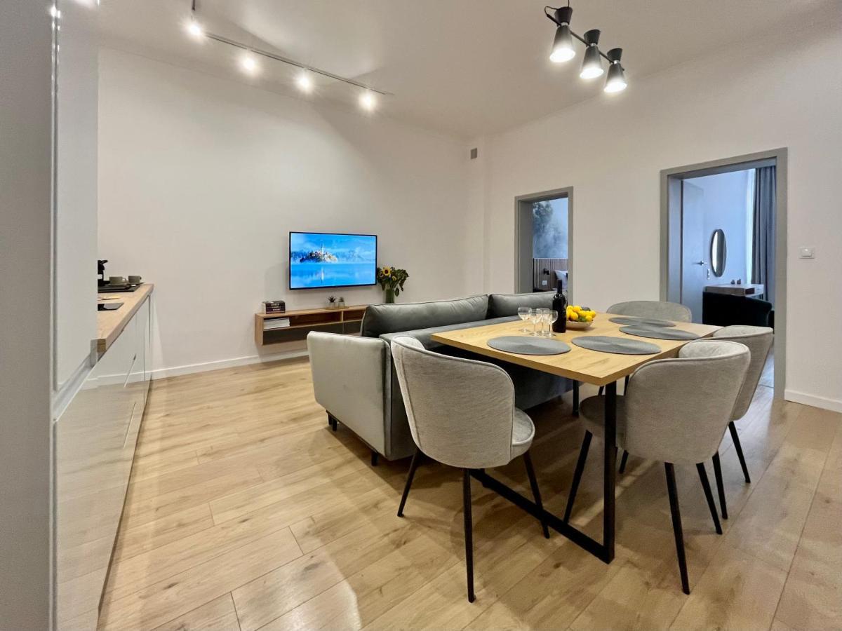 Luna Apartments Jelenia Góra Esterno foto
