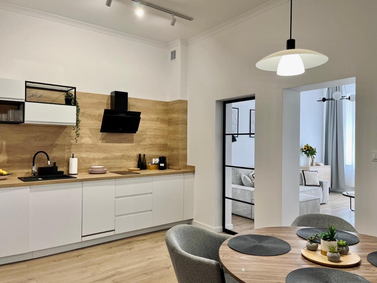 Luna Apartments Jelenia Góra Esterno foto