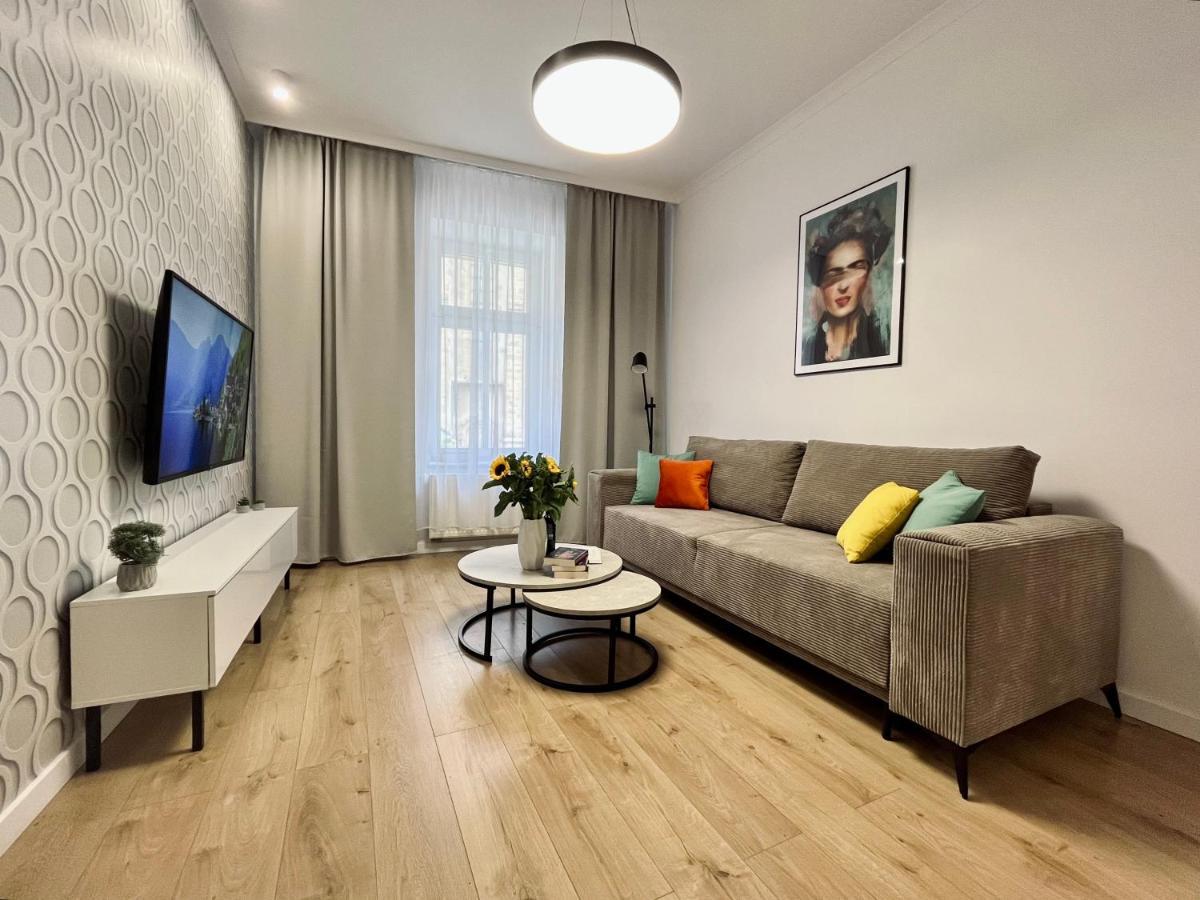 Luna Apartments Jelenia Góra Esterno foto