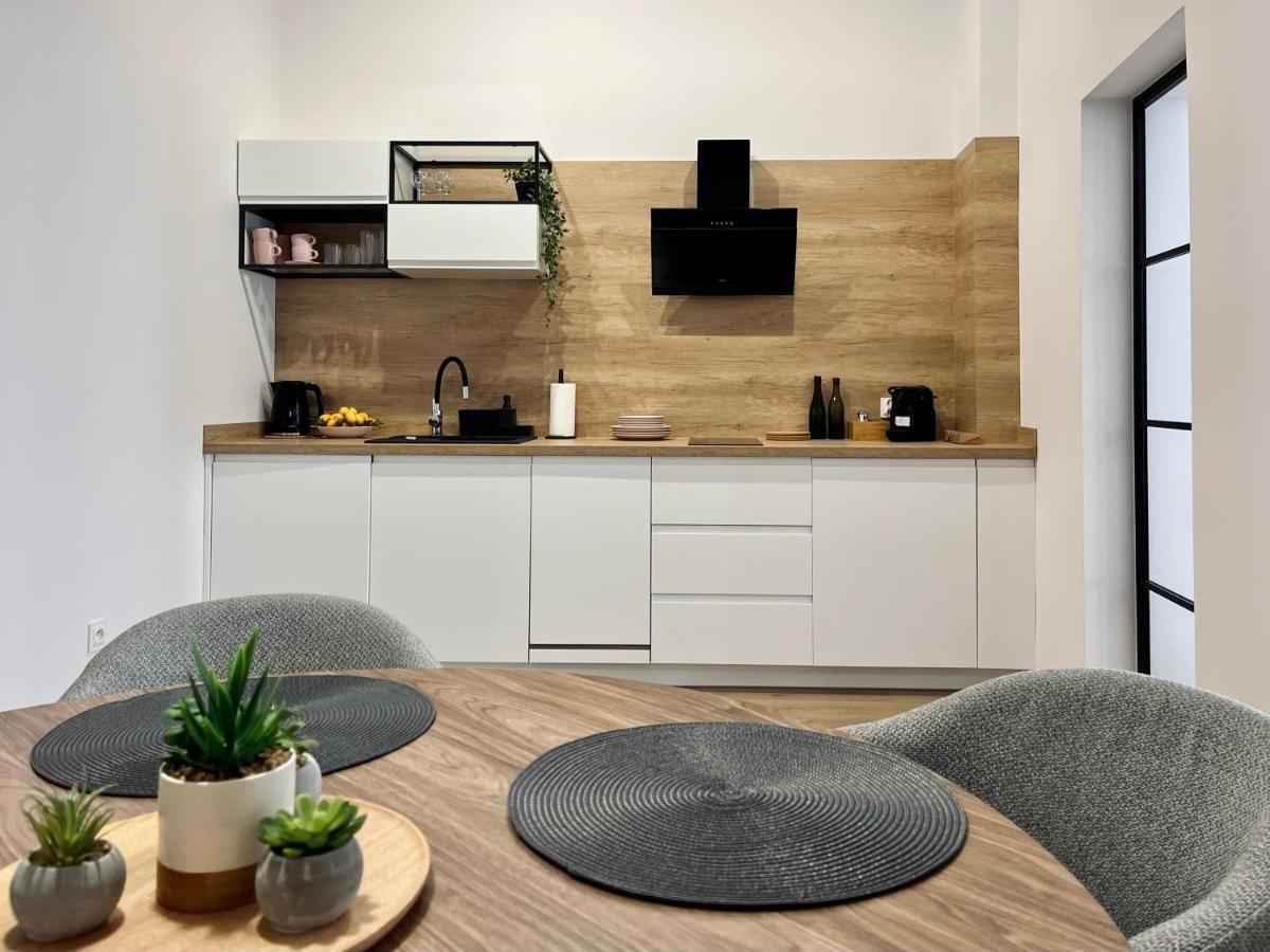 Luna Apartments Jelenia Góra Esterno foto